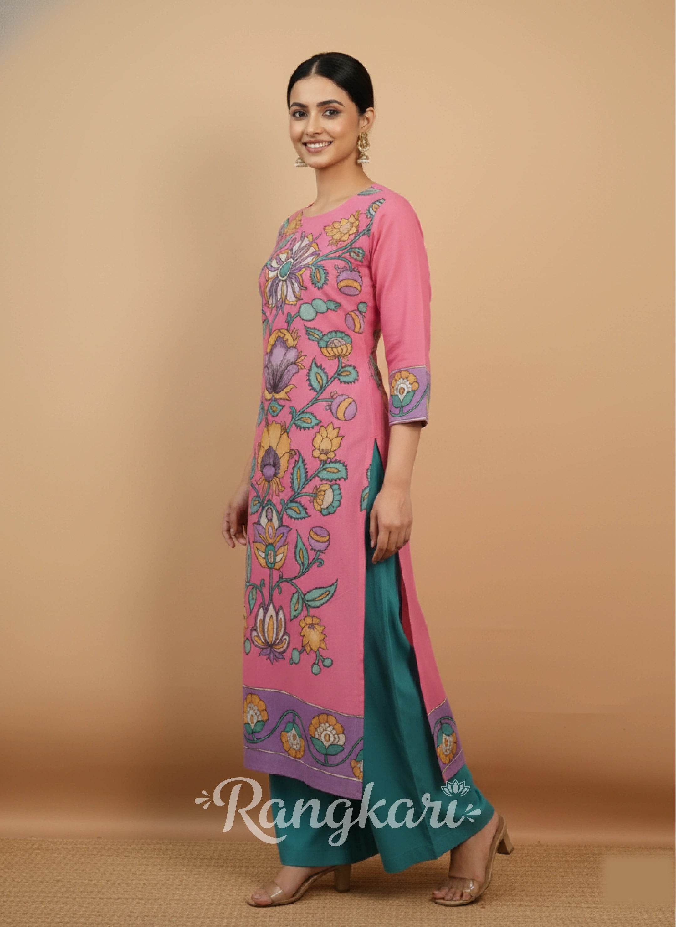 Graceful Pink Floral Art Cotton Kurta Set – Elegant Ethnic Wear for Women